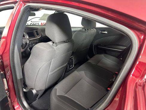 Used 2020 Dodge Charger SXT RWD image 19