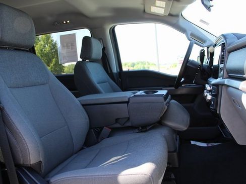 Used 2025 Ford F150 XLT w/ Equipment Group 301A Standard AWD/4WD image 19