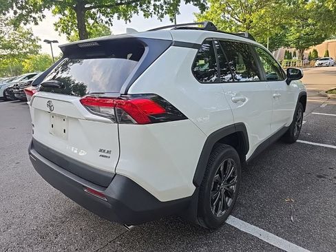 Used 2023 Toyota RAV4 XLE w/ Convenience Package AWD/4WD image 8