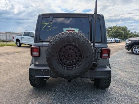 Used 2019 Jeep Wrangler Unlimited Sport S AWD/4WD image 5