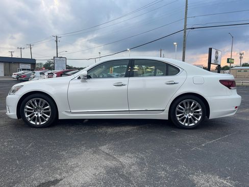 Used 2015 Lexus LS 460 Luxury image 8