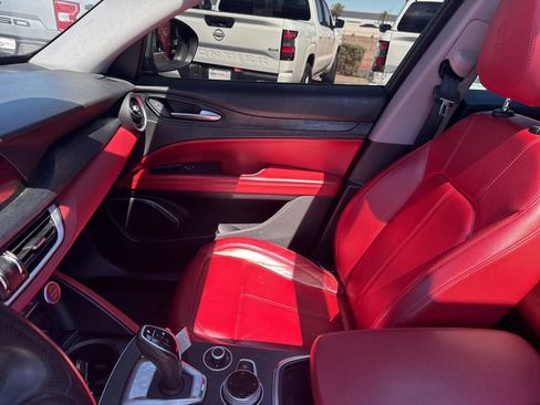 Used 2020 Alfa Romeo Stelvio w/ Nero Edizione image 21