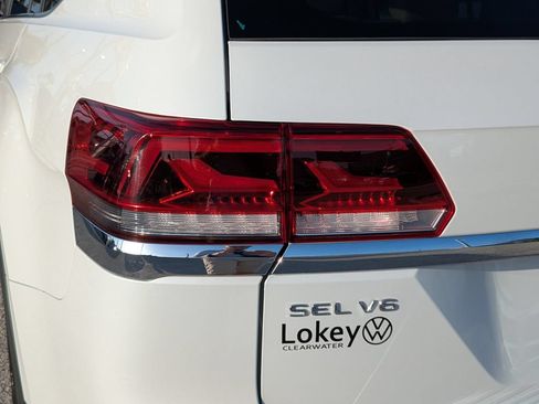 Certified 2023 Volkswagen Atlas SEL AWD/4WD image 8