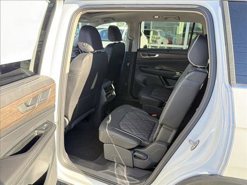 New 2026 Volkswagen Atlas SEL Premium R-Line AWD/4WD image 13