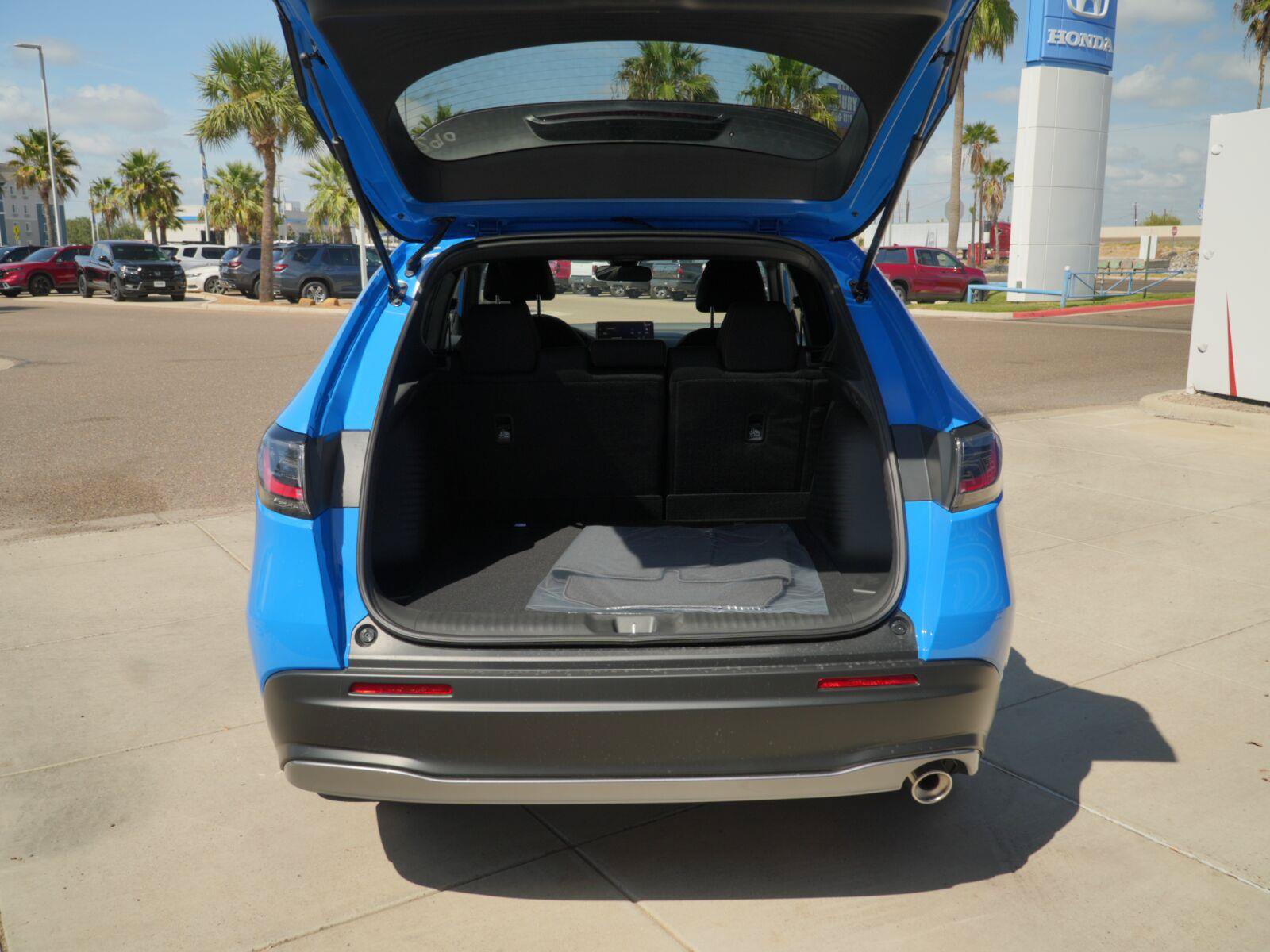 New 2027 Honda HR-V Sport image 7