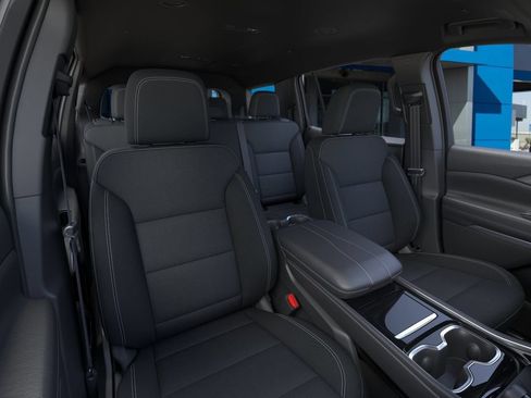 New 2026 Chevrolet Traverse LT w/ Midnight/Sport Edition FWD image 16