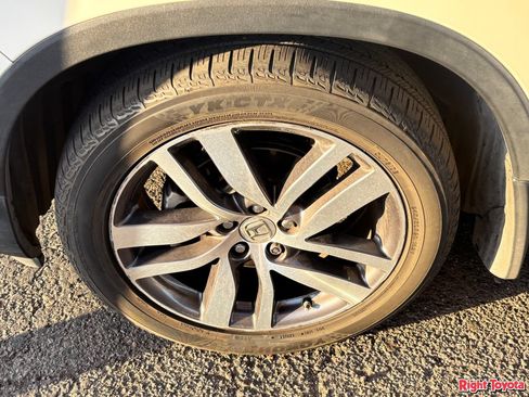 Used 2016 Honda Pilot Touring image 8