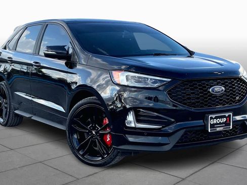 Used 2019 Ford Edge ST w/ Equipment Group 401A image 2