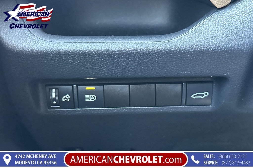 Used 2022 Toyota RAV4 XLE w/ Convenience Package AWD/4WD image 36