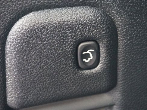 Used 2020 Jeep Grand Cherokee Altitude image 9