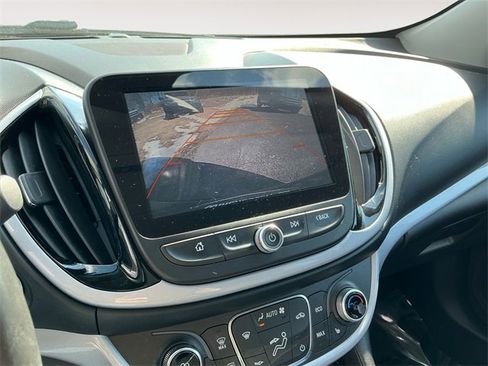 Used 2017 Chevrolet Volt LT w/ Comfort Package image 10