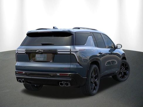 New 2026 Chevrolet Traverse RS w/ LPO, Floor Liner Package image 6