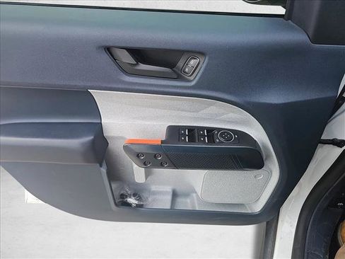 Certified 2024 Ford Maverick XLT image 15