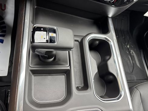 New 2026 GMC Sierra 1500 SLT image 44