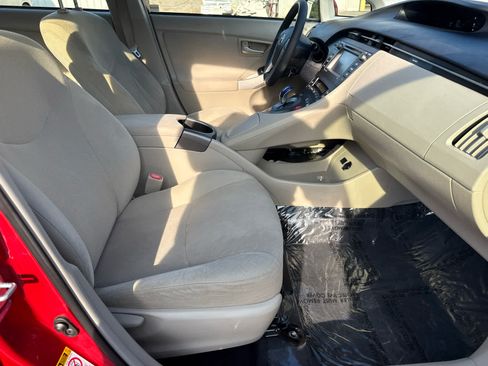 Used 2015 Toyota Prius Three FWD image 12