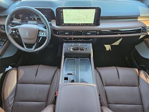 New 2026 Lincoln Aviator Reserve w/ Luxury Package image 24