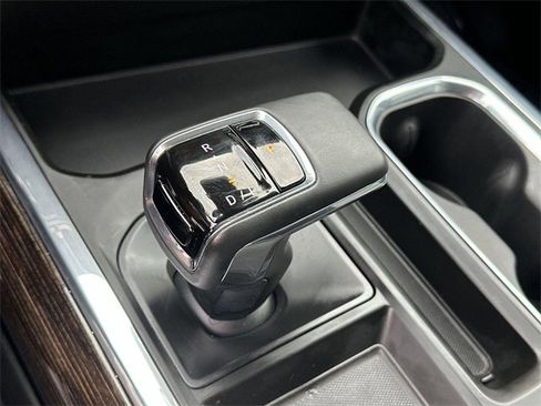 Used 2023 GMC Sierra 1500 Elevation image 15