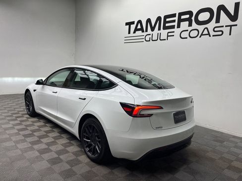 Used 2025 Tesla Model 3 Long Range image 3