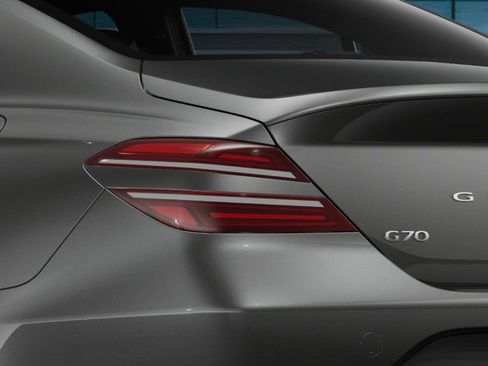 New 2026 Genesis G70 2.5T image 10