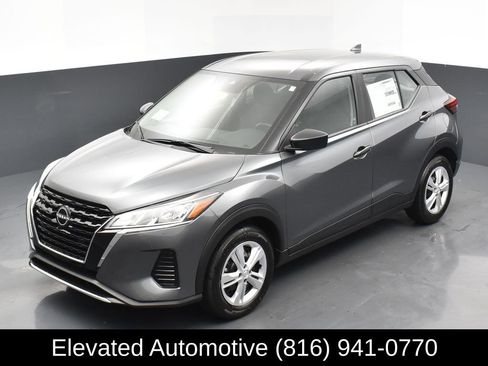 Used 2025 Nissan Kicks Play S image 23