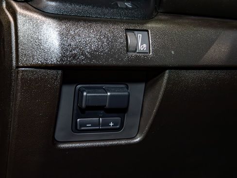 Used 2025 GMC Canyon Elevation w/ Convenience Package image 21