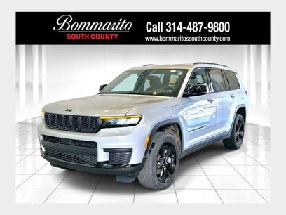 Used 2023 Jeep Grand Cherokee L Laredo