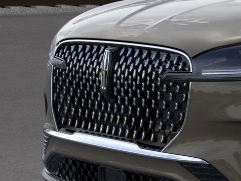 New 2026 Lincoln Aviator Premiere image 18