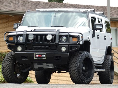 Used 2006 HUMMER H2 image 2