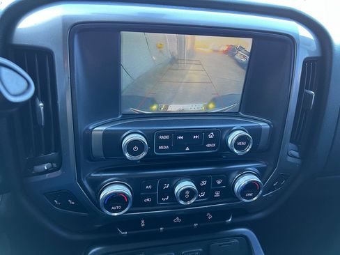 Used 2018 Chevrolet Silverado 1500 LT w/ Redline Edition AWD/4WD image 20