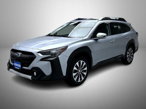 Used 2024 Subaru Outback Touring AWD/4WD image 1