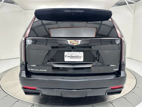 Used 2022 Cadillac Escalade ESV Sport Platinum AWD/4WD image 4