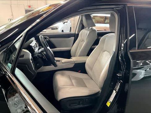 Certified 2022 Lexus RX 450h AWD w/ Premium Package image 21