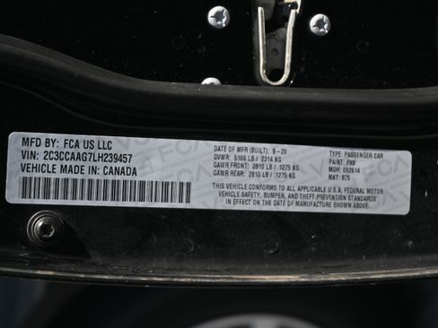 Used 2020 Chrysler 300 Touring image 17