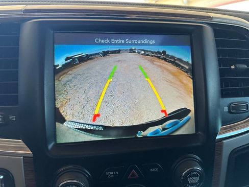 Used 2017 RAM 1500 Laramie w/ Convenience Group image 21