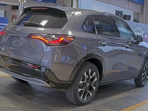 Used 2026 Honda HR-V EX-L image 2