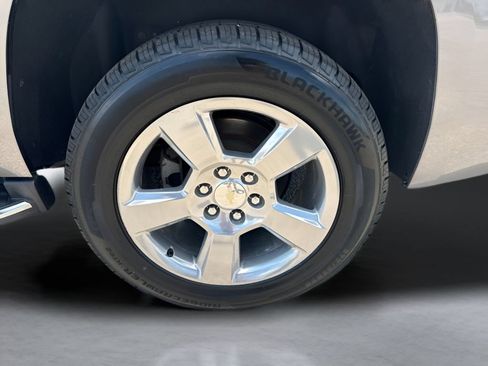 Used 2018 Chevrolet Tahoe Premier AWD/4WD image 42