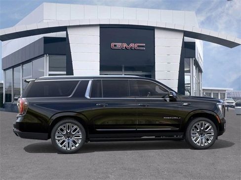 New 2026 GMC Yukon XL Denali Ultimate image 5