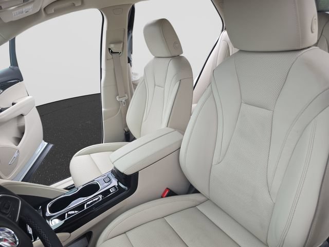 Used 2023 Buick Envision Essence w/ Technology Package I AWD/4WD image 15