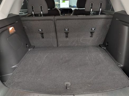 Used 2024 Chevrolet TrailBlazer LT w/ Convenience Package FWD image 14