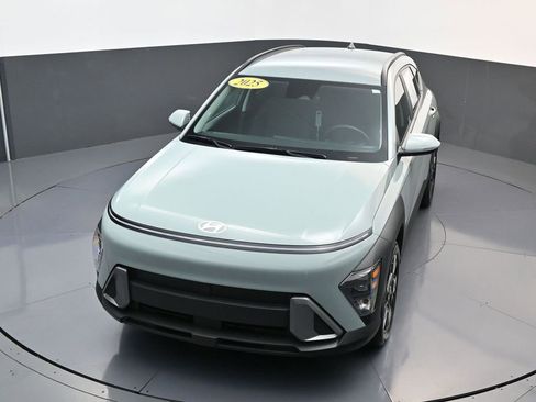 Used 2025 Hyundai Kona SEL image 21