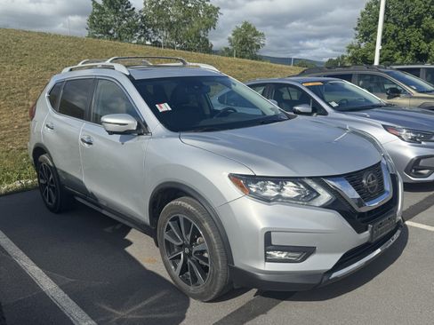 Used 2019 Nissan Rogue SL w/ Premium Package AWD/4WD image 1