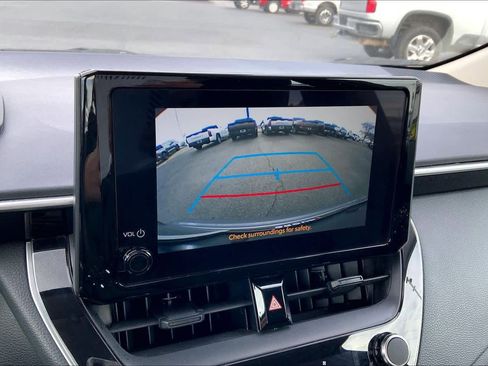 Used 2024 Toyota Corolla LE image 27