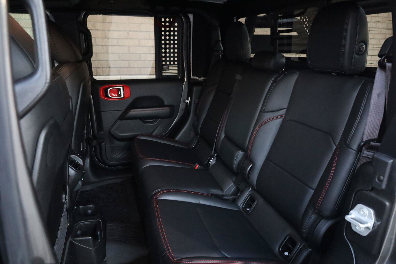 Used 2025 Jeep Gladiator Rubicon AWD/4WD image 22