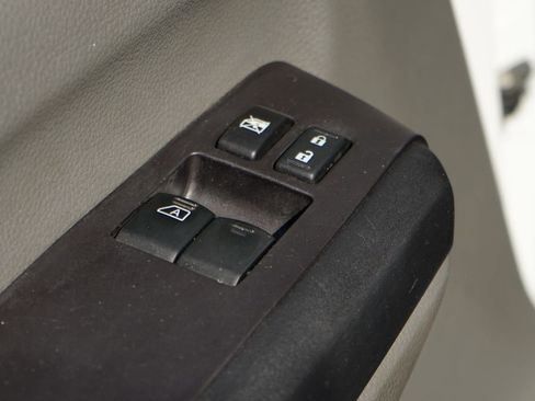 Used 2020 Nissan NV 2500 SV w/ Navigation Package image 18