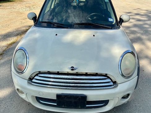 Used 2011 MINI Cooper Hardtop image 9