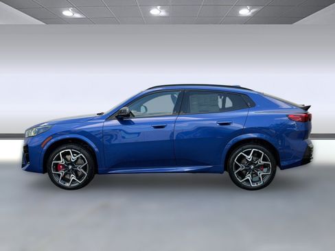 New 2026 BMW X2 xDrive28i w/ M Sport Package AWD/4WD image 2