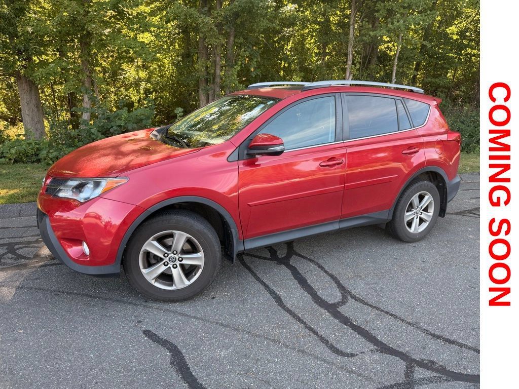 Used 2015 Toyota RAV4 XLE AWD/4WD image 1