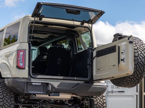 New 2025 Ford Bronco Badlands image 35
