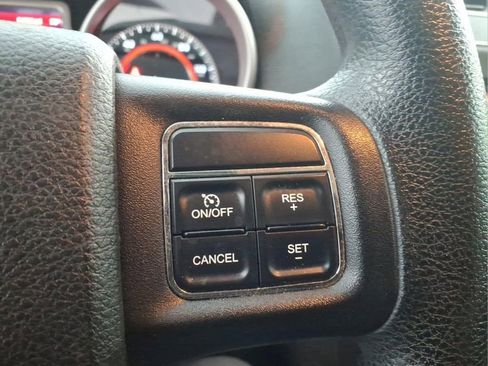 Used 2012 Dodge Journey SXT w/ Flexible Seating Group image 20