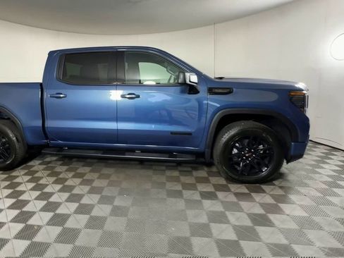 New 2026 GMC Sierra 1500 Elevation w/ LPO, Elevation Black Package AWD/4WD image 2